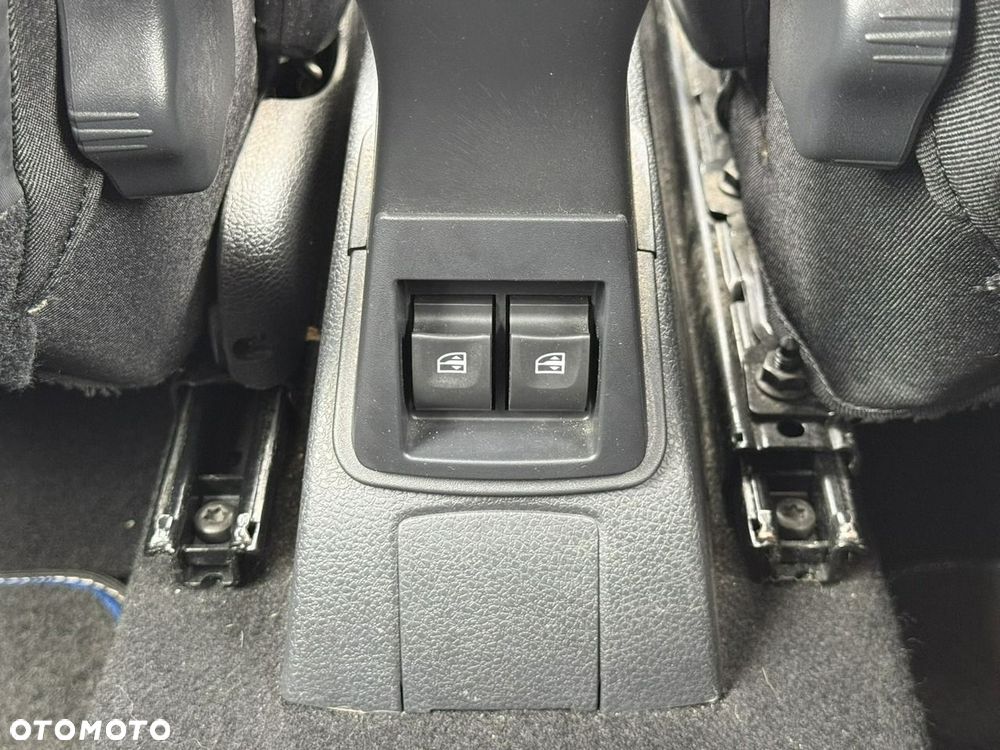 Dacia Logan 1.5 dCi Black Line - 18