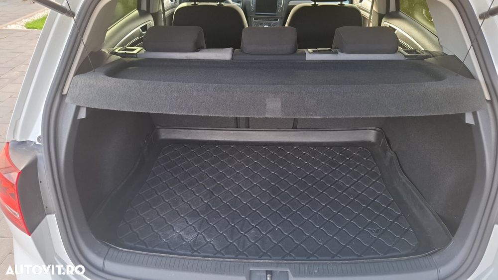 Volkswagen Golf e-Golf - 7