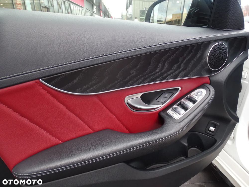 Mercedes-Benz Klasa C 200 7G-TRONIC AMG Line - 14