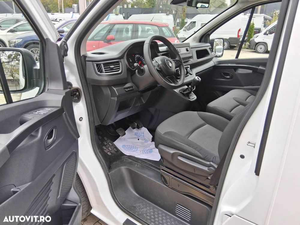 Renault Trafic - 9