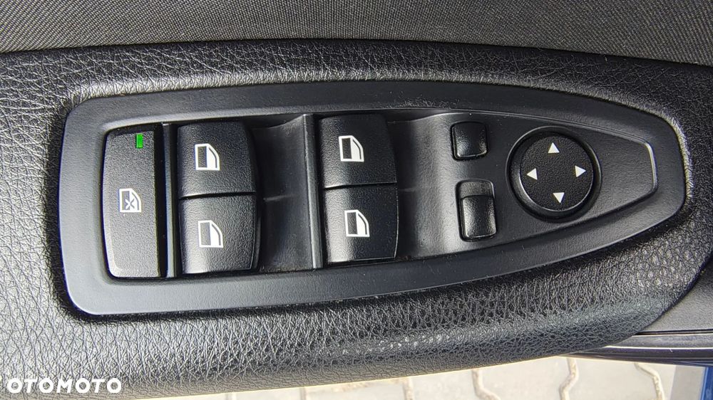 BMW Seria 1 118d Sport Line - 18