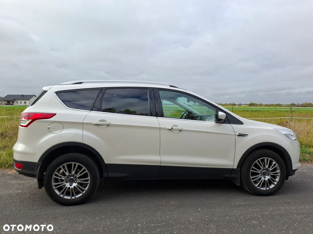 Ford Kuga - 2