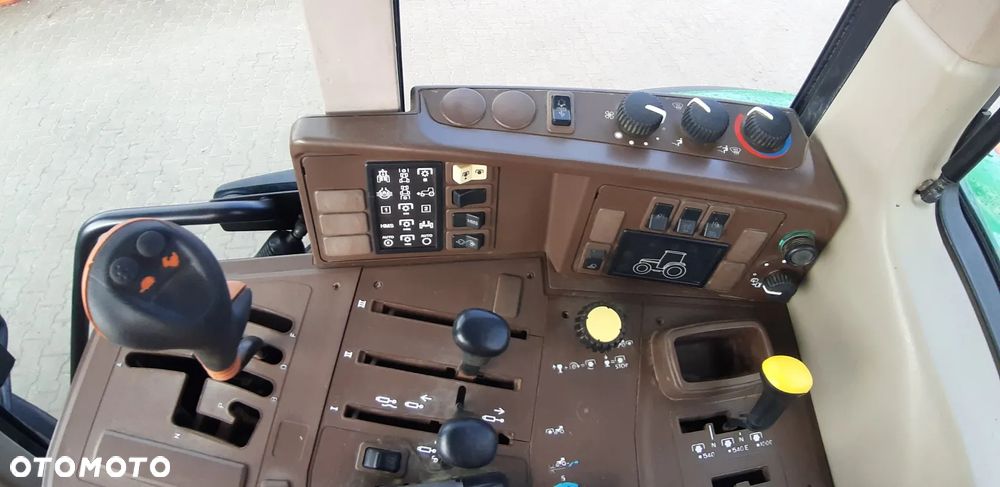 John Deere 6120 - 14