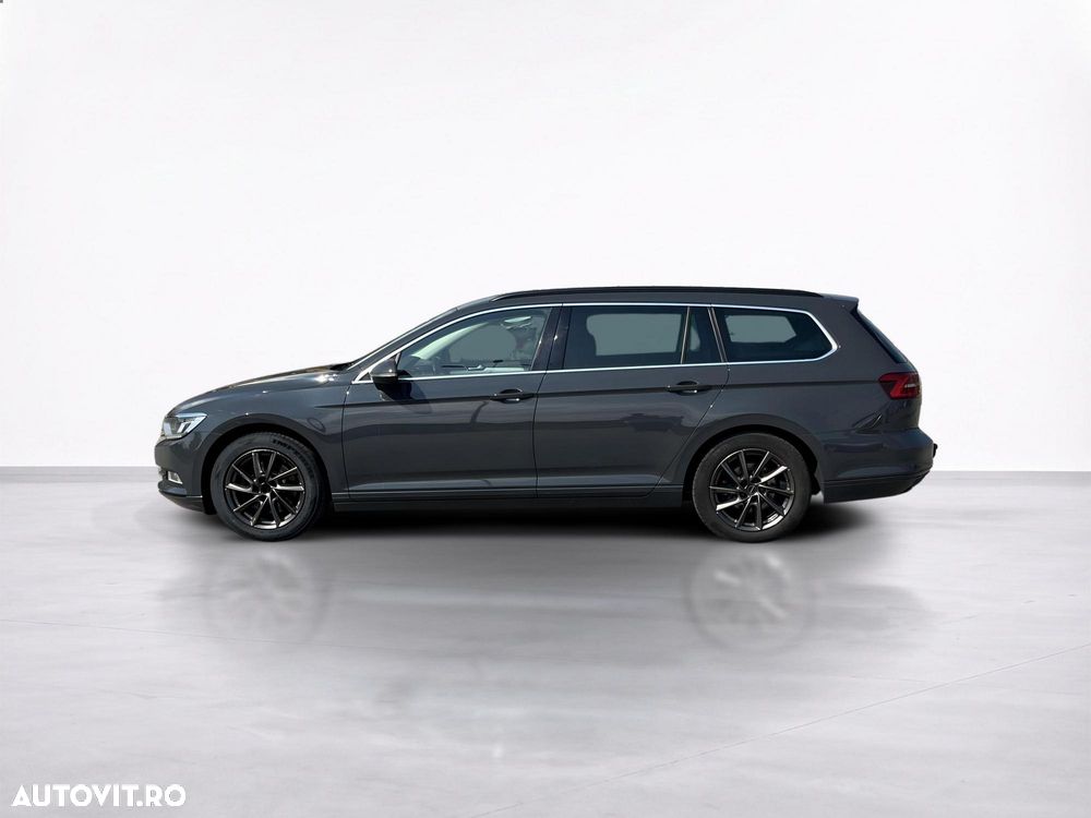 Volkswagen Passat - 4