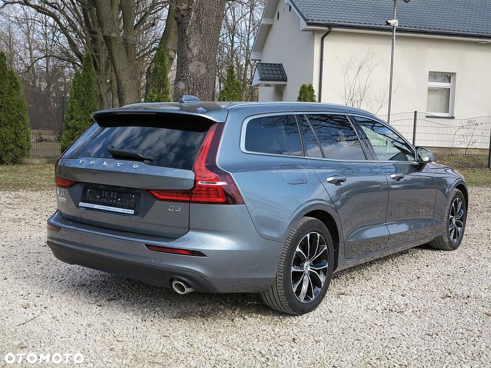 Volvo V60 D3 Momentum - 9