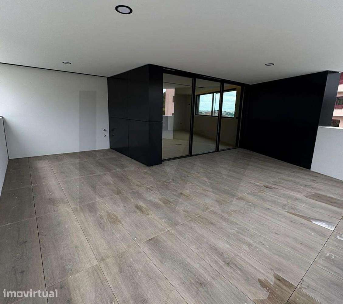 Apartamento T2 com três frentes | Grande Terraço com 152,45m2 | São Co - Grande imagem: 4/9