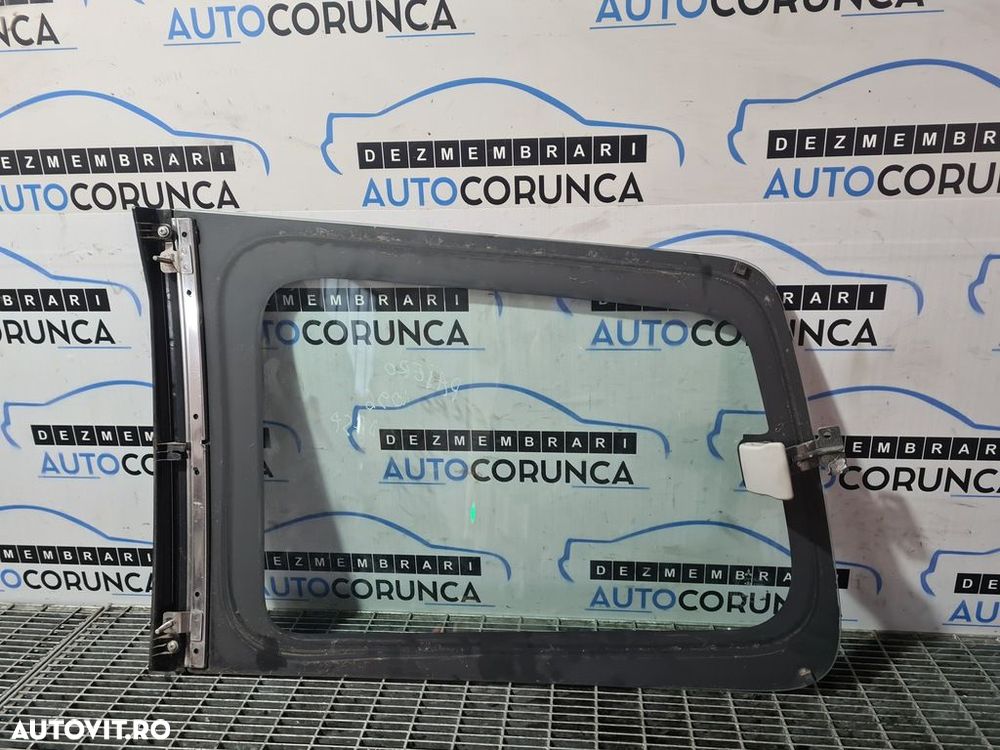 Geam fix caroserie dreapta Mitsubishi Shogun Pajero 2006 - 2011 SUV 4 Usi (1096) - 2