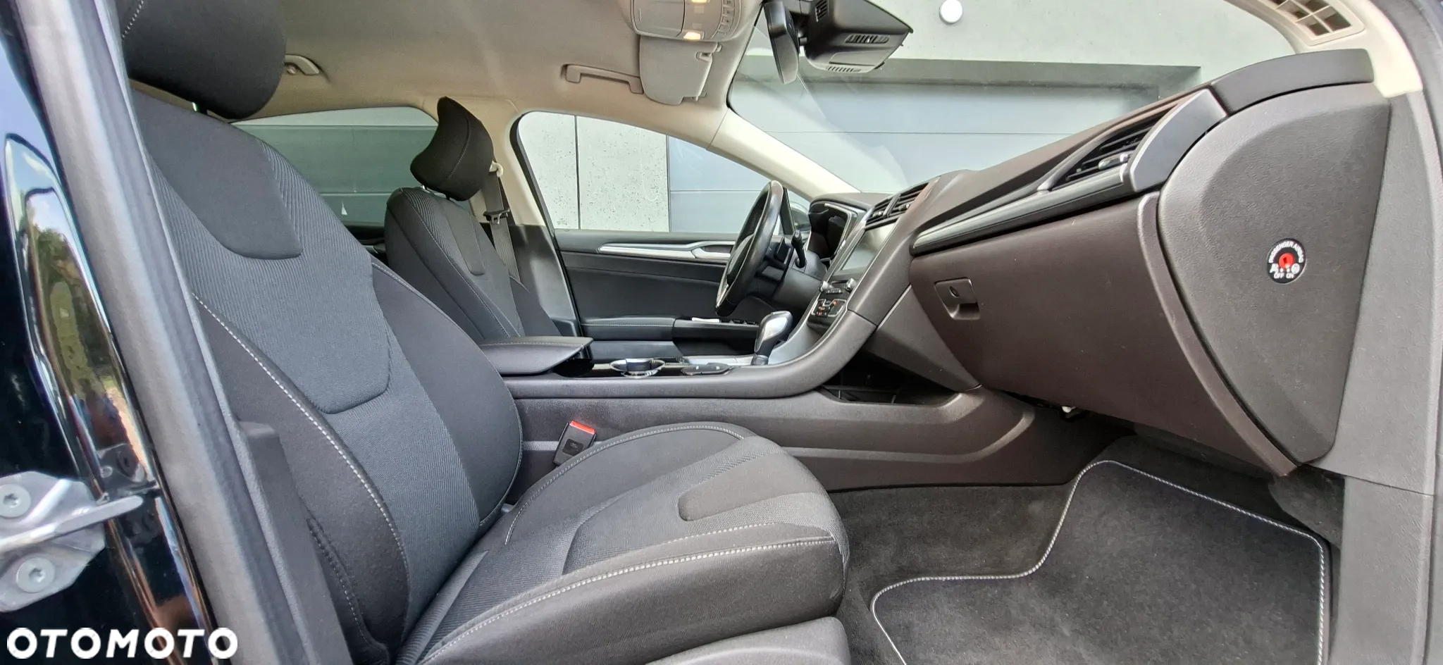 Ford Mondeo 2.0 TDCi ST-Line PowerShift - 26
