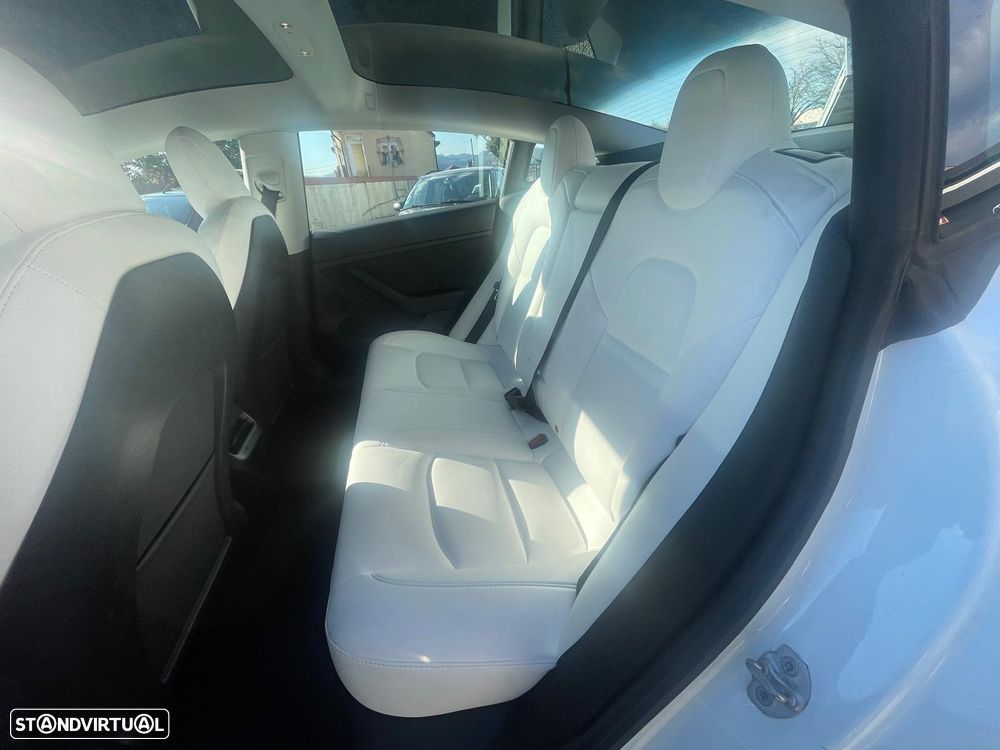 Tesla Model 3 Long Range AWD Dual Motor Performance - 42