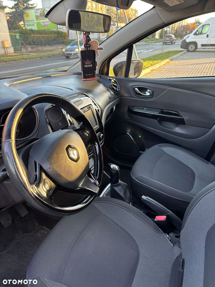 Renault Captur - 4