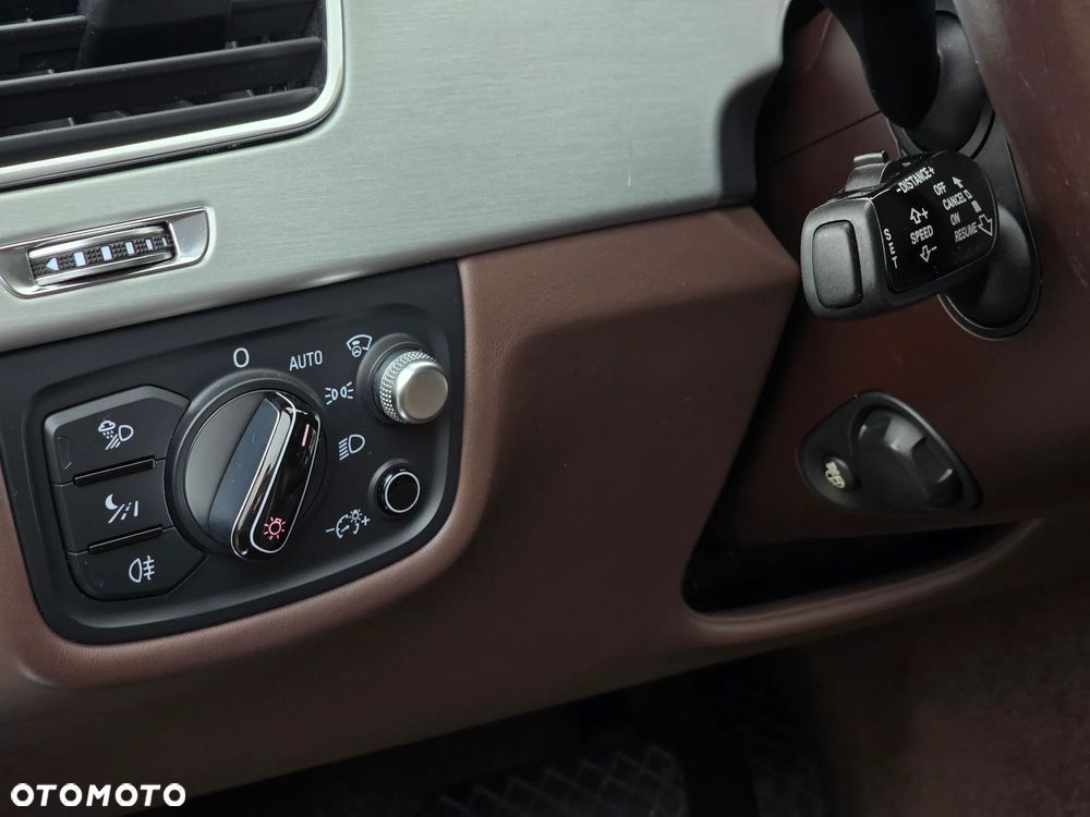 Audi A8 3.0 TDI clean diesel Quattro - 23