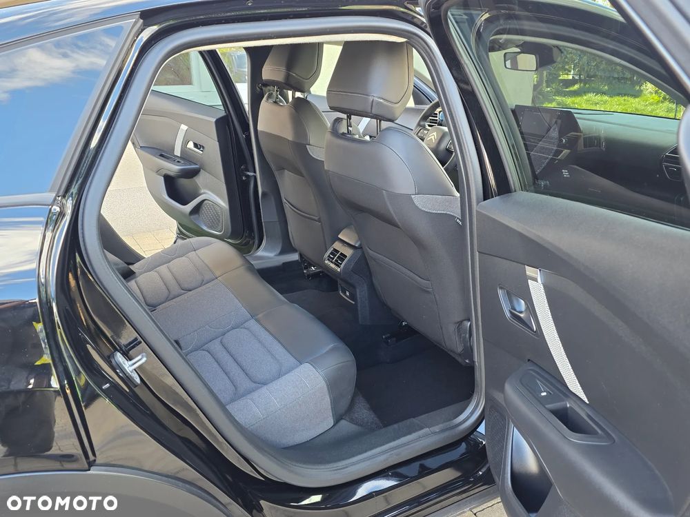 Citroën C4 BlueHDi 130 Stop&Start EAT8 FEEL PACK - 29