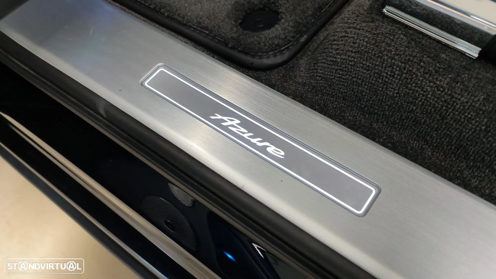 Bentley Bentayga V8 Azure - 14