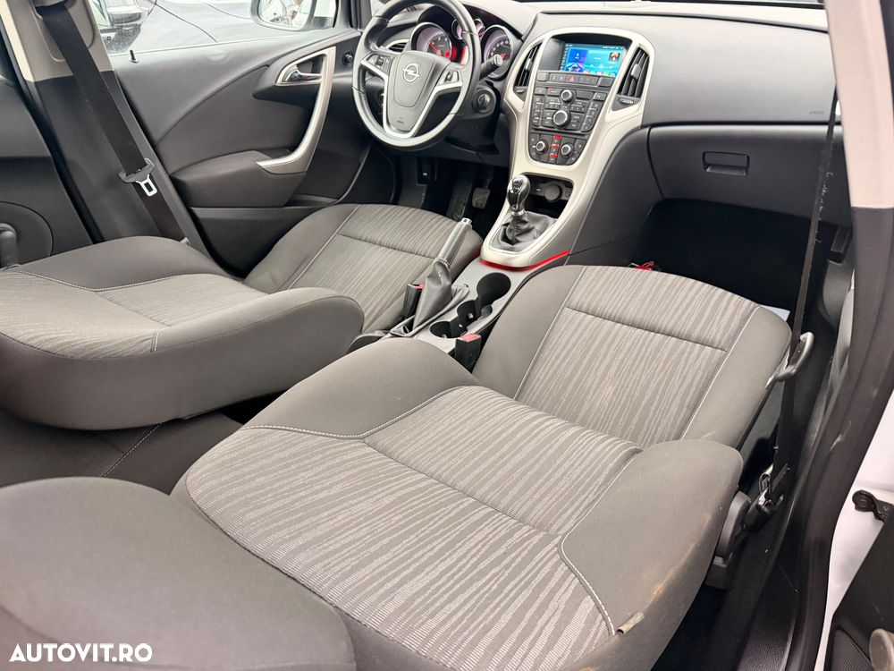 Opel Astra 1.7 CDTI DPF Active - 11