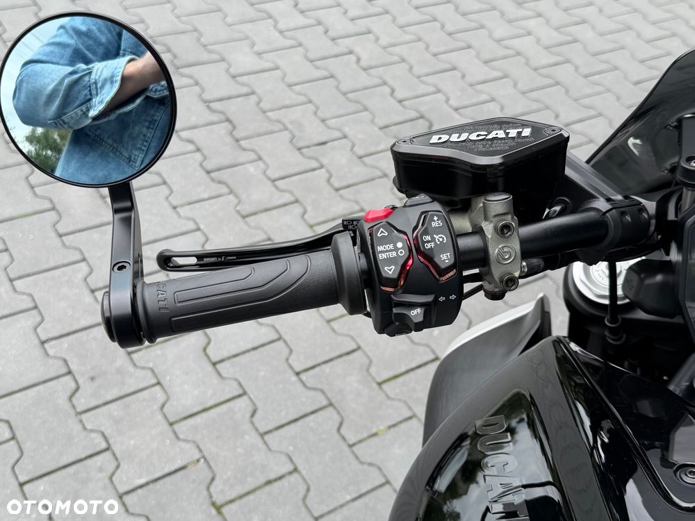 Ducati Diavel - 27