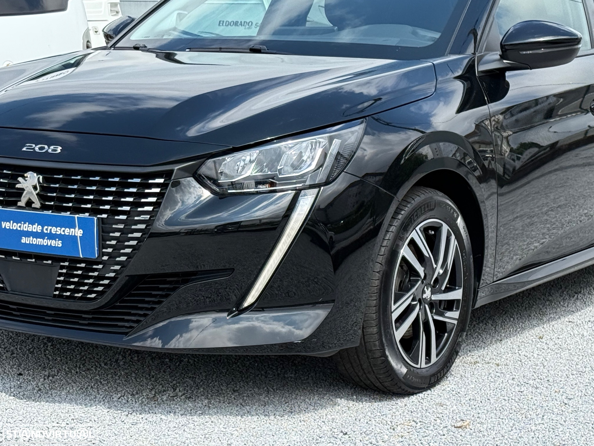 Peugeot 208 1.2 PureTech Allure - 4