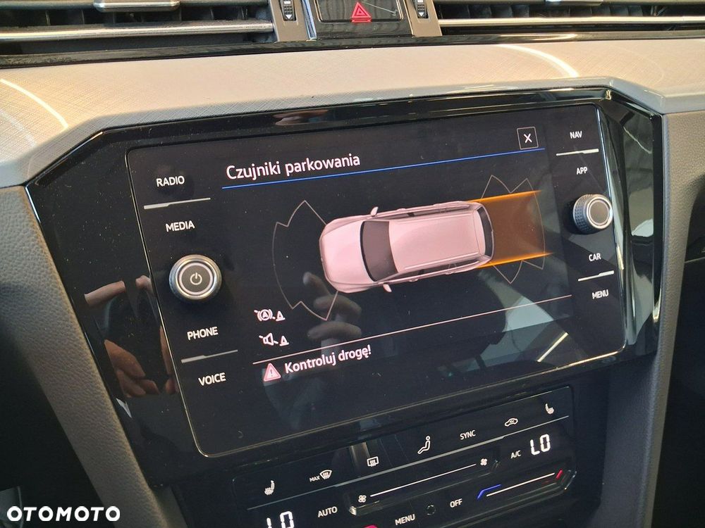 Volkswagen Passat Variant - 24