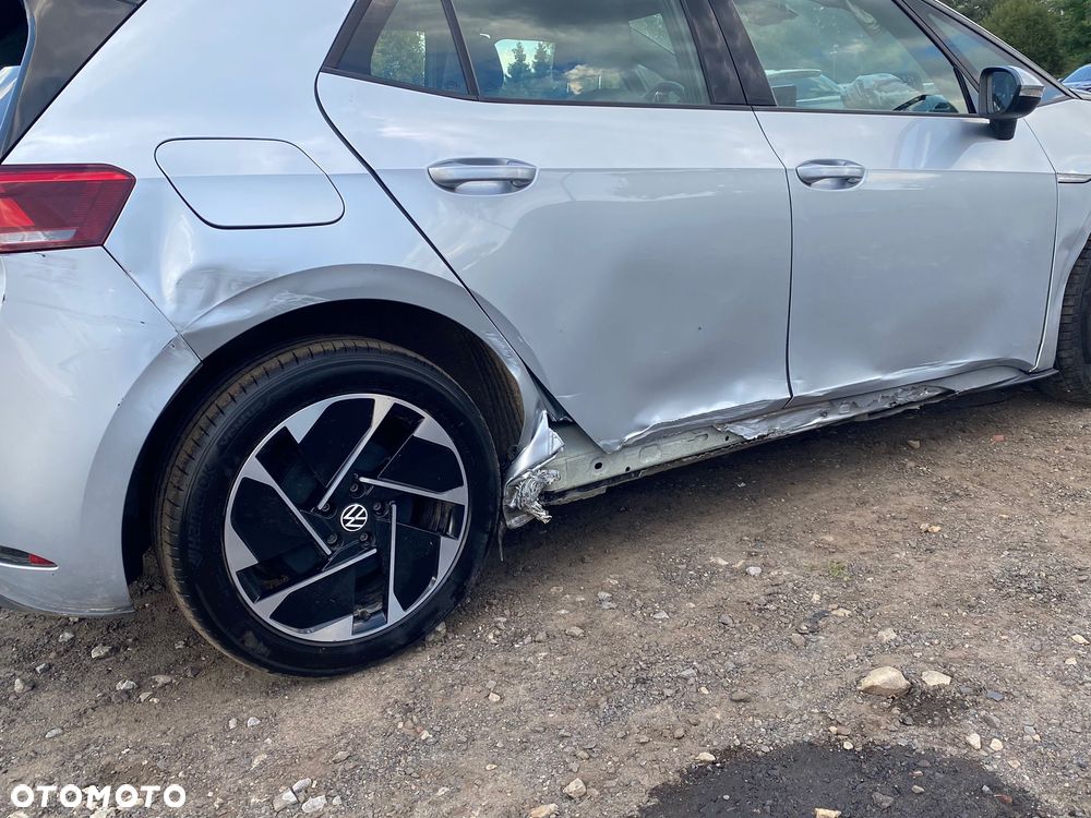 Volkswagen ID.3 - 15