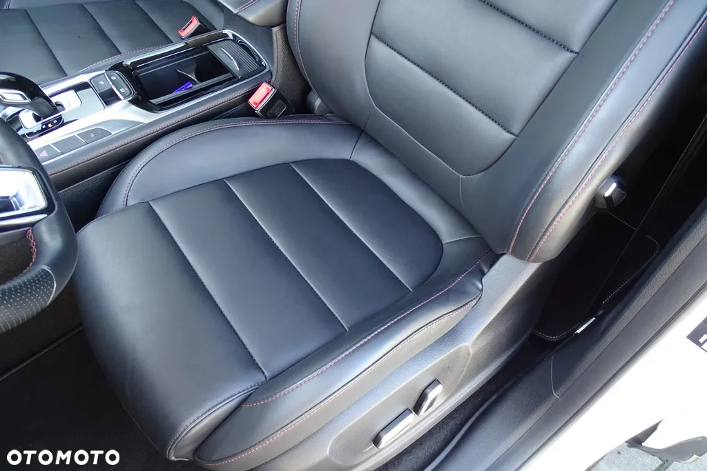 MG EHS 1.5T-GDI PHEV Luxury - 12