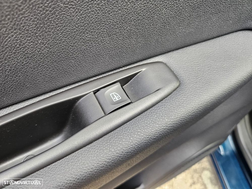 Renault Captur 0.9 TCE Exclusive - 43