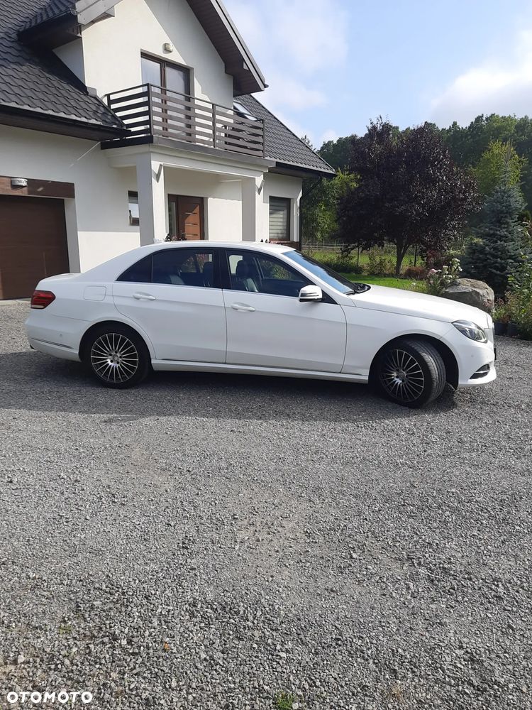 Mercedes-Benz Klasa E 250 T CDI DPF BlueEFFICIENCY Automatik Elegance - 6
