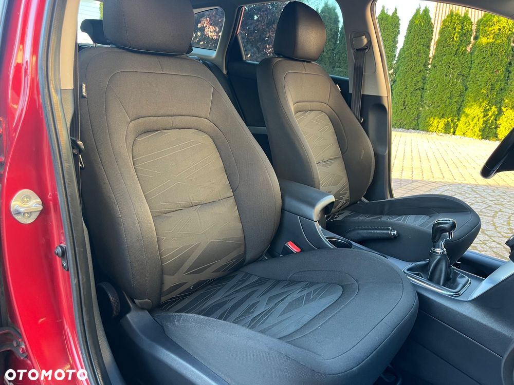 Kia Ceed - 21