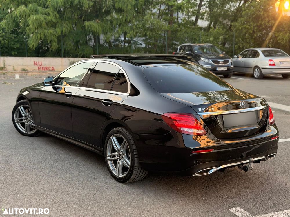 Mercedes-Benz E 220 d 4Matic 9G-TRONIC AMG Line - 3