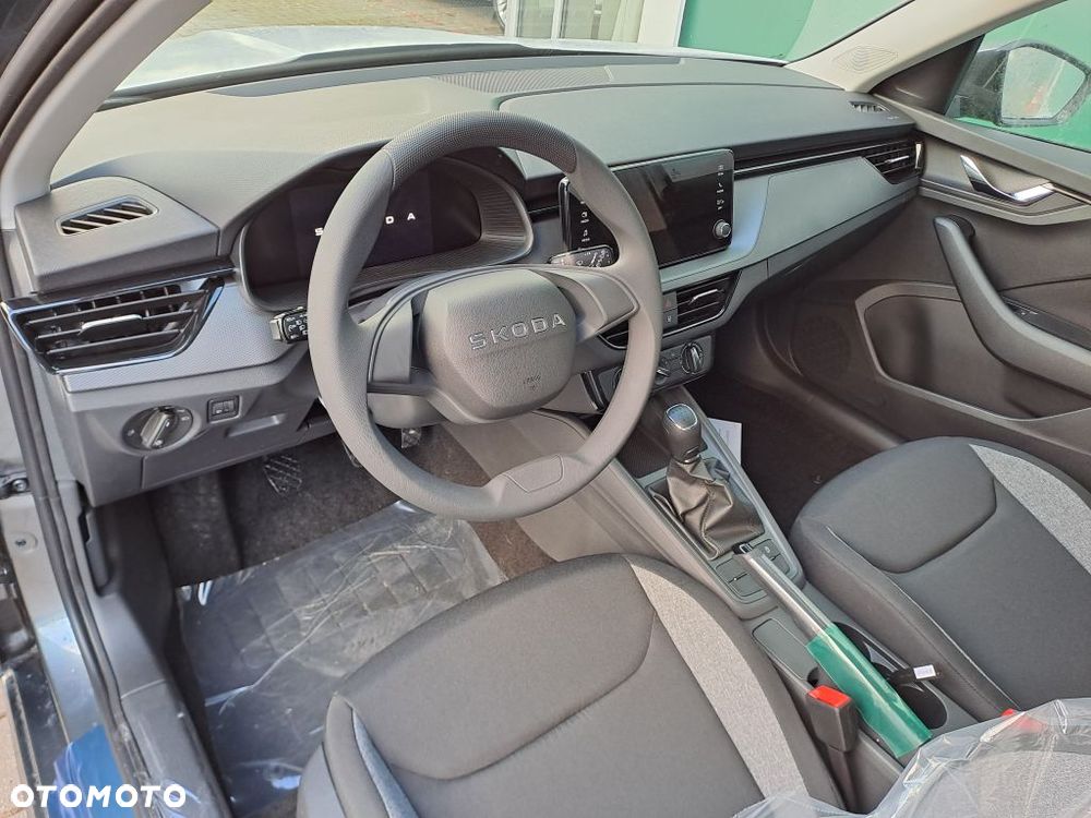 Skoda Kamiq 1.0 TSI Essence - 5