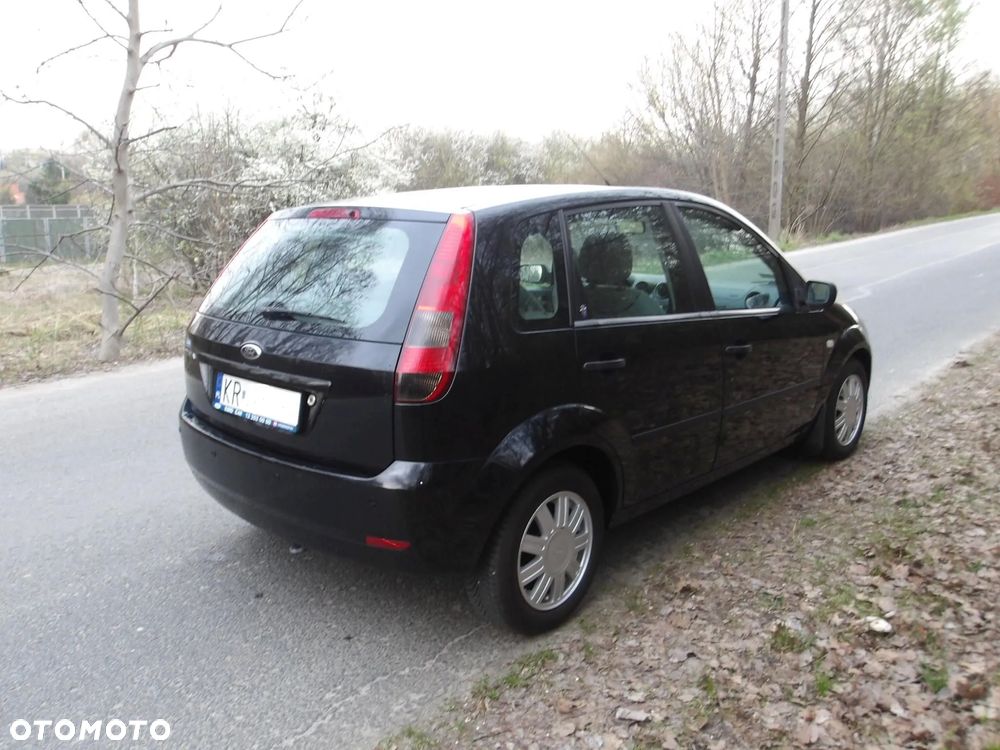 Ford Fiesta 1.4 Ghia - 8