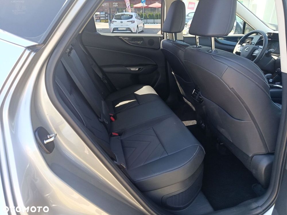 Lexus NX 350h Prestige AWD - 10