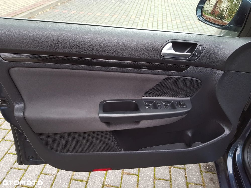 Volkswagen Golf 1.6 TDI 4Motion BlueMotion Technology Comfortline - 15