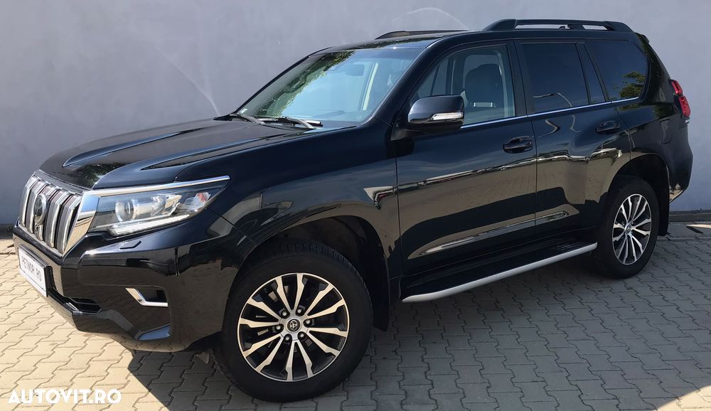 Toyota Land Cruiser - 2