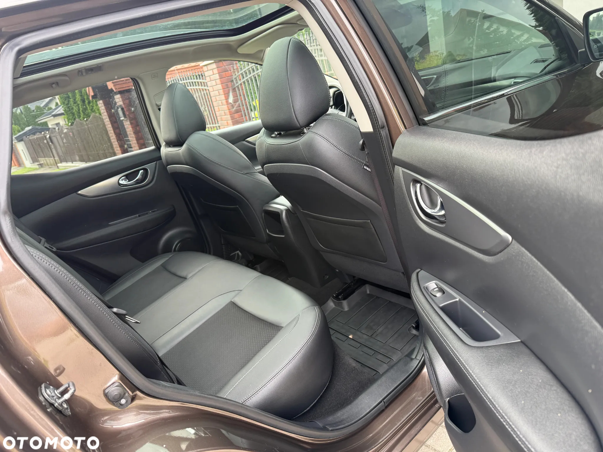 Nissan Qashqai 1.2 DIG-T Xtronic TEKNA+ - 34