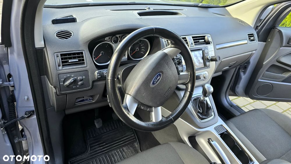 Ford Kuga 2.0 TDCi Trend - 8
