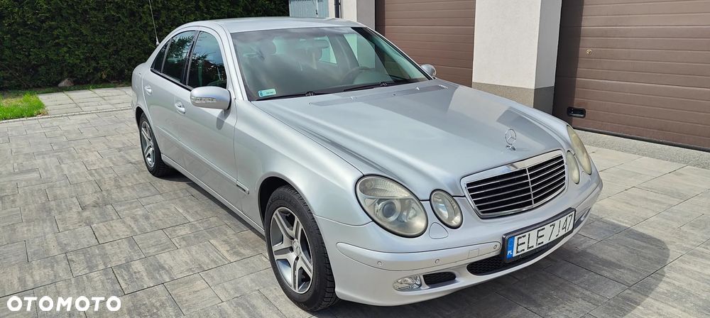 Mercedes-Benz Klasa E 320 CDI Classic DPF - 9