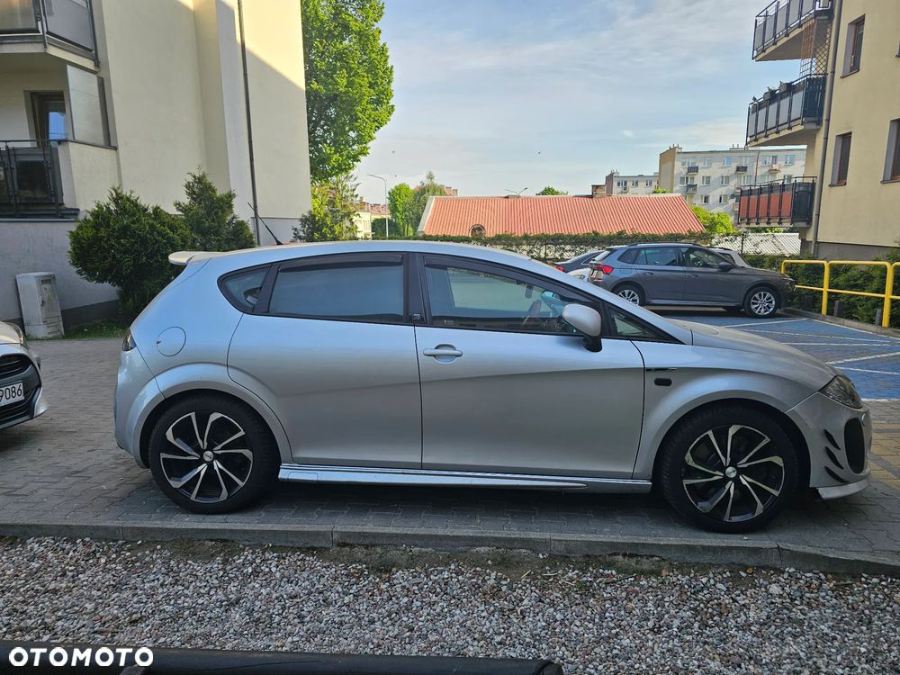 Seat Leon 1.8 TSI R edition - 4