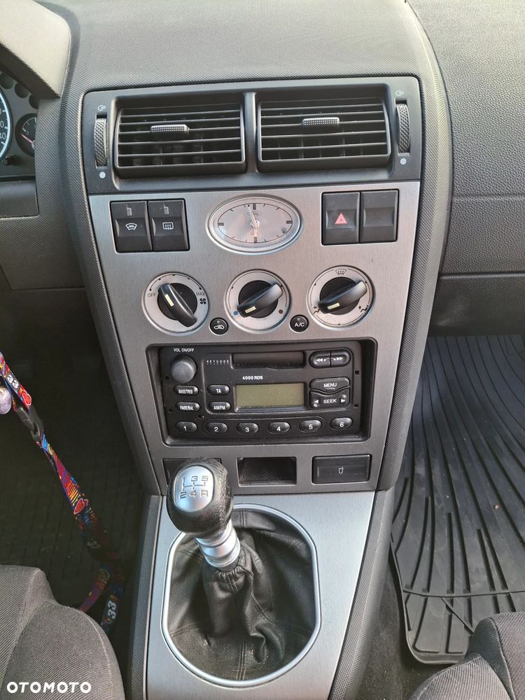 Ford Mondeo 2.0 TDDi Trend - 5