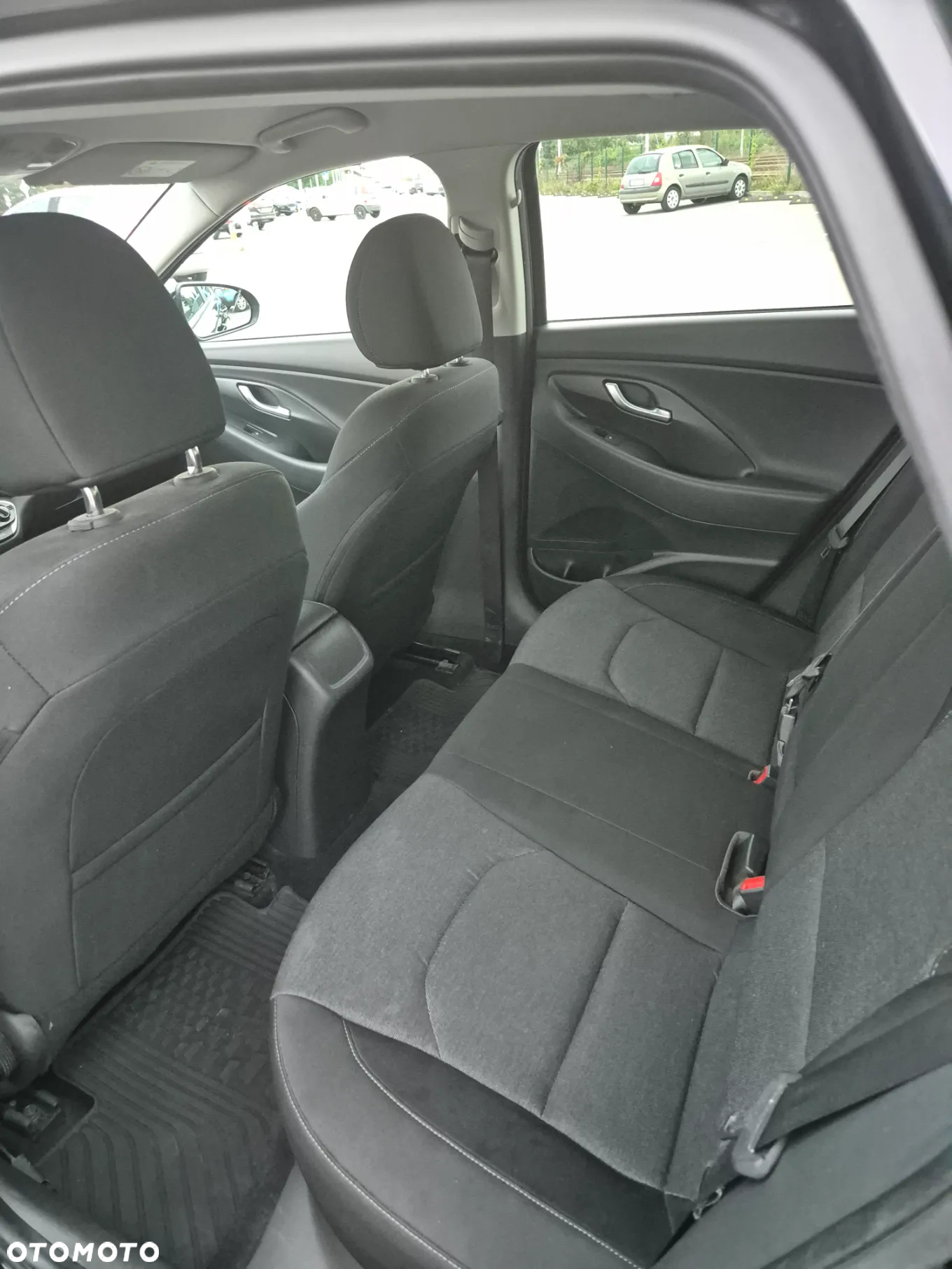 Hyundai i30 1.5 DPI Comfort - 9