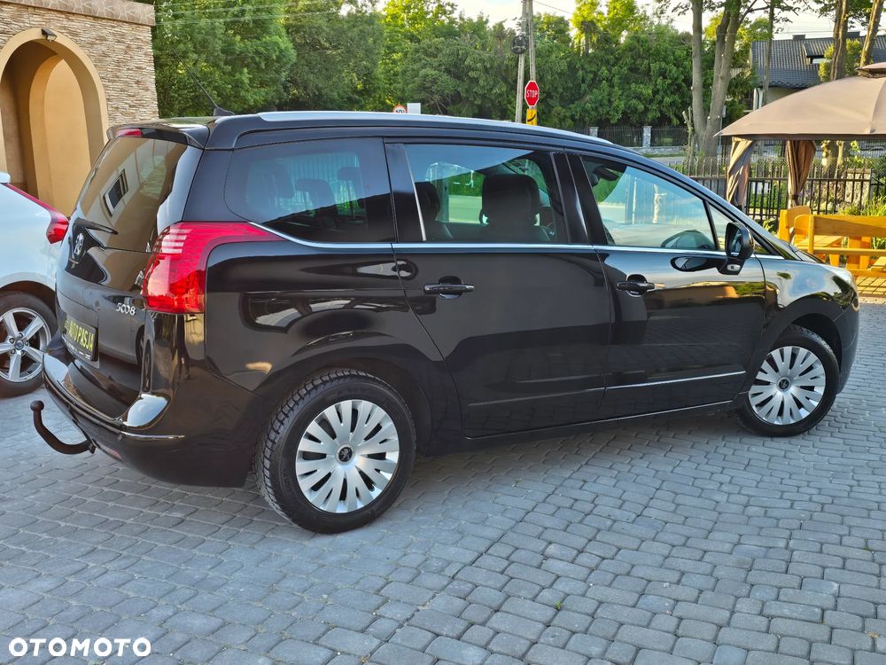Peugeot 5008 HDI 150 Allure - 13