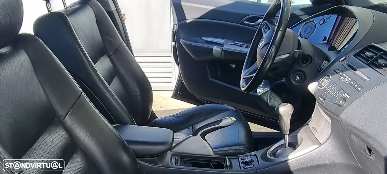 Honda Civic 1.8 Executive - 4
