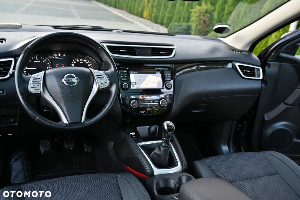Nissan Qashqai 1.6 dCi Tekna S&S - 25