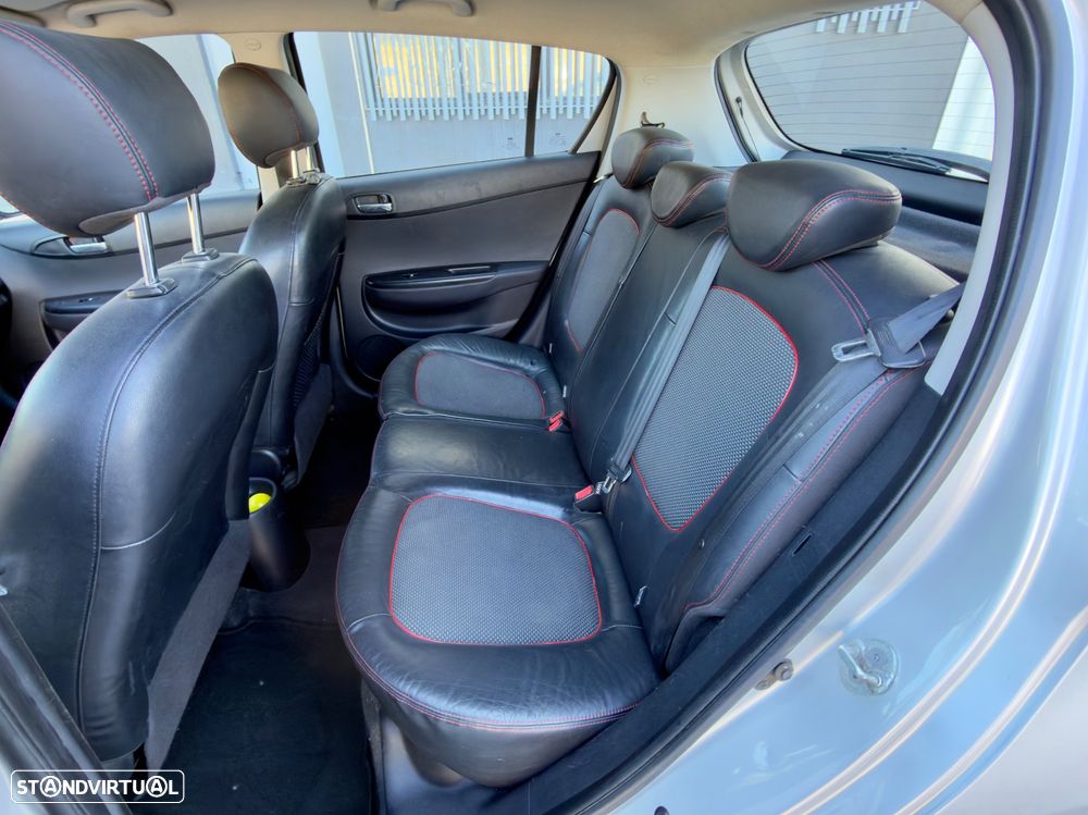 Hyundai i20 1.2 Style ESP - 12