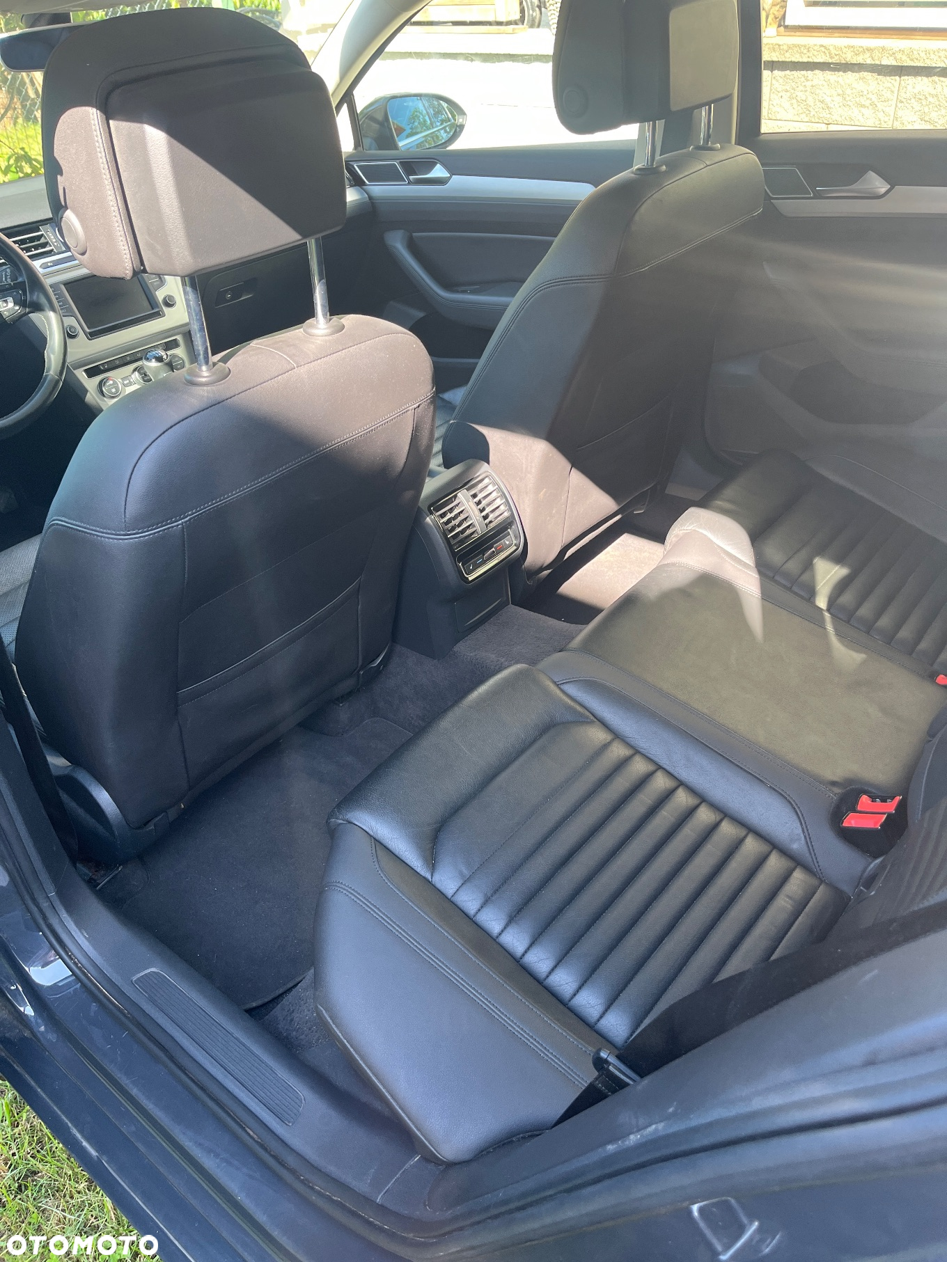 Volkswagen Passat 2.0 TDI BMT Comfortline - 14