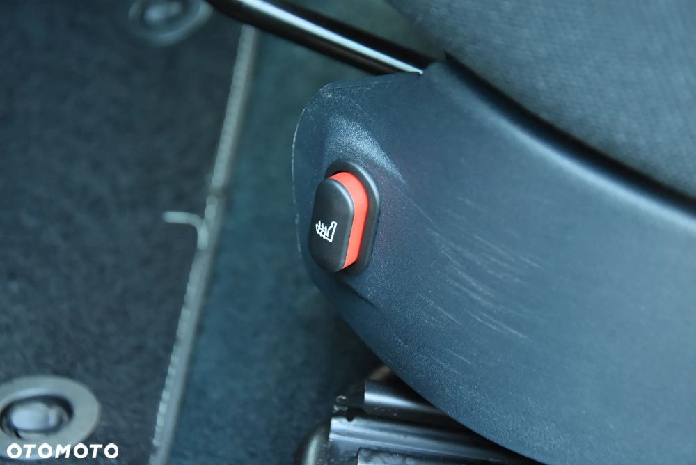 Ford KA 1.2 Start-Stopp-System Champions Edition - 28