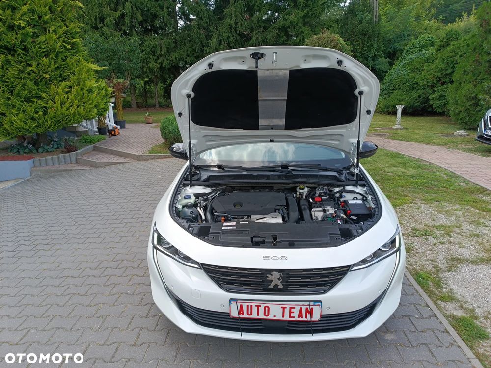 Peugeot 508 Plug-In Hybrid 180 e-EAT8 Allure - 32