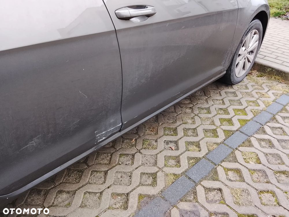 Volkswagen Golf 1.6 TDI Comfortline DSG - 13