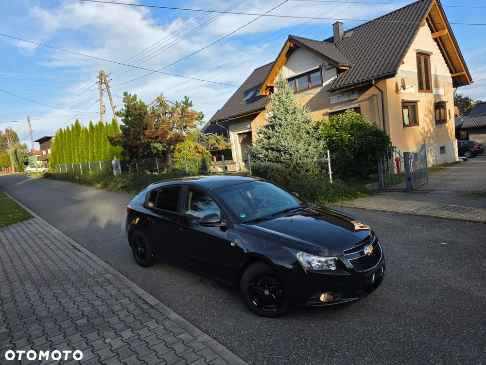 Chevrolet Cruze - 33