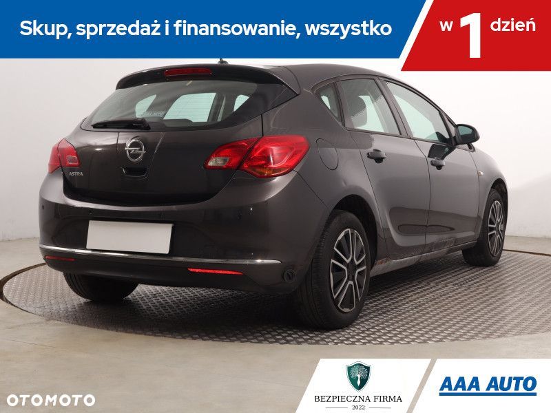 Opel Astra - 7