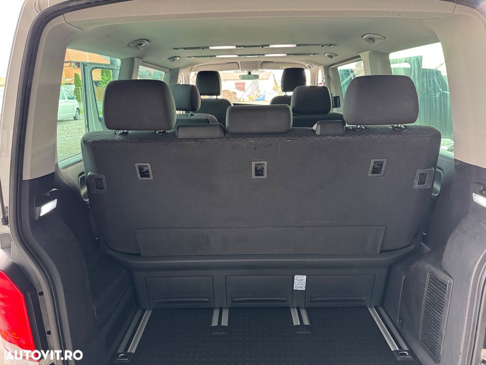 Volkswagen Multivan - 20