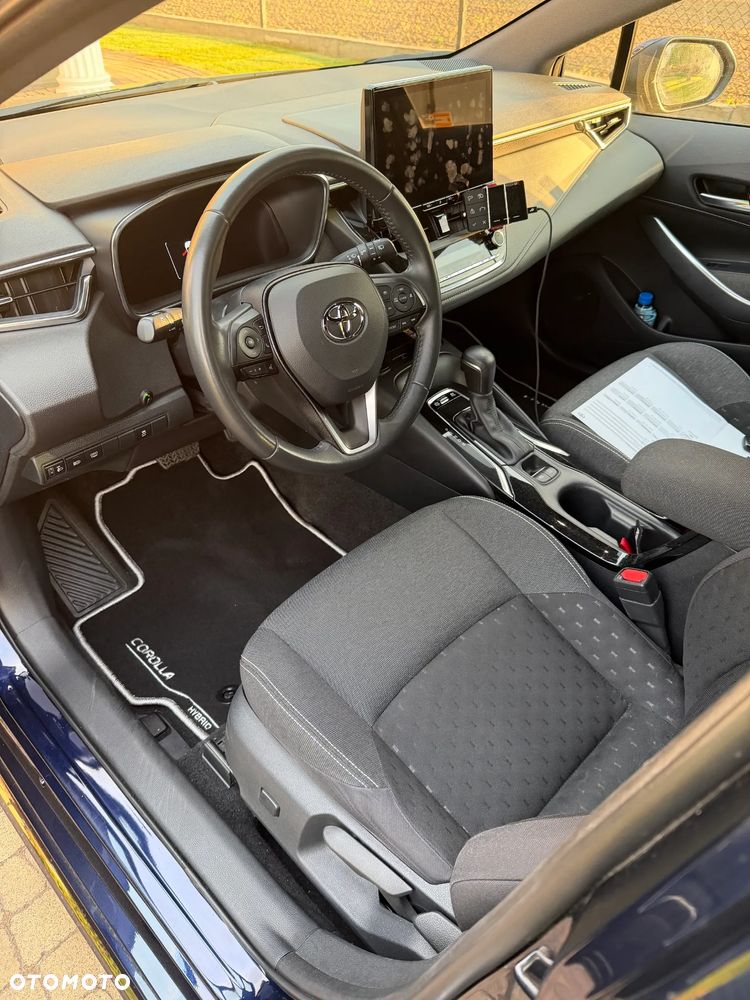 Toyota Corolla 1.8 Hybrid Comfort - 12